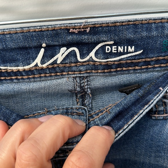 INC Skinny Leg Curvy Fit Cropped Denim Blue Jeans Size 6 Summer Casual - Picture 4 of 12